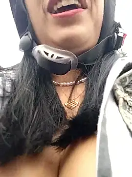 Snapshot of MILA__06 chatting on 10-08-25, 02:36 MILA 06 online show from 10-08-25, 02:36