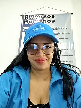 Snapshot of MILA__06 chatting on 11-06-25, 01:45 MILA 06 online show from 11-06-25, 01:45