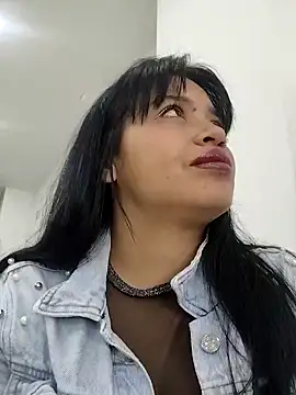 Snapshot of MILA__06 chatting on 12-05-25, 12:14 MILA 06 online show from 12-05-25, 12:14