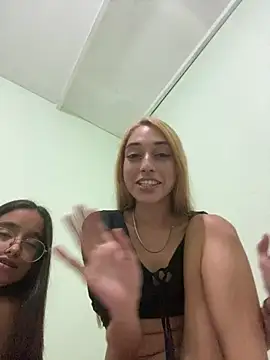 loirinhaaa online show from 03-01-26, 06:59