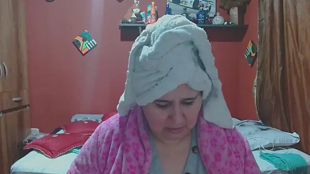 Snapshot of Sasharosee2 chatting on 01-09-26, 11:57 Sasharosee2 online show from 01-09-26, 11:57