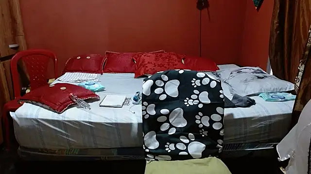 Snapshot of Sasharosee2 chatting on 01-18-26, 12:09 Sasharosee2 online show from 01-18-26, 12:09