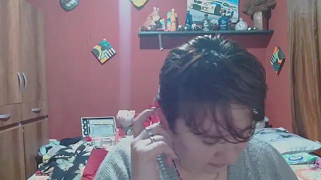 Snapshot of Sasharosee2 chatting on 02-04-26, 12:22 Sasharosee2 online show from 02-04-26, 12:22