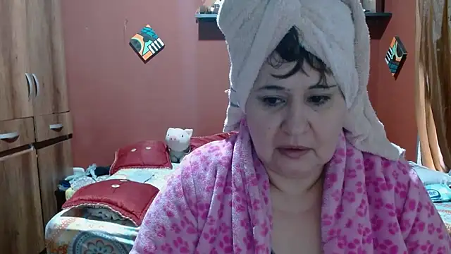 Snapshot of Sasharosee2 chatting on 02-05-26, 12:10 Sasharosee2 online show from 02-05-26, 12:10