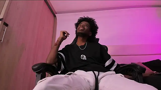 AllexJacob online show from 12-20-25, 01:18