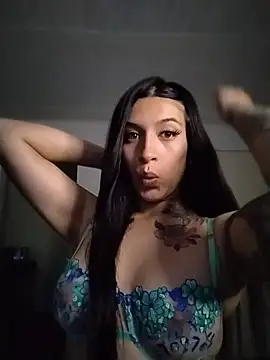 Snapshot of gabii_hardy chatting on 06-25-26, 10:20 gabii hardy online show from 06-25-26, 10:20