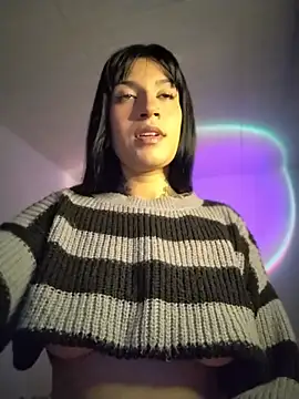 Snapshot of gabii_hardy chatting on 07-13-26, 09:23 gabii hardy online show from 07-13-26, 09:23