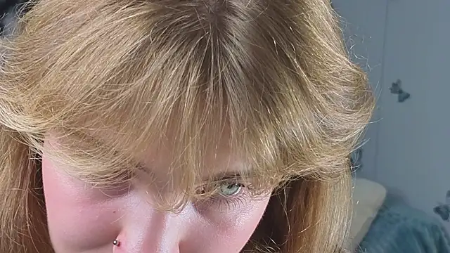 pienaple online show from 09-25-25, 04:05