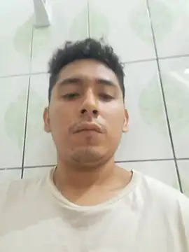 Snapshot of latinbigcock1_ chatting on 10-01-25, 01:44 latinbigcock1  online show from 10-01-25, 01:44