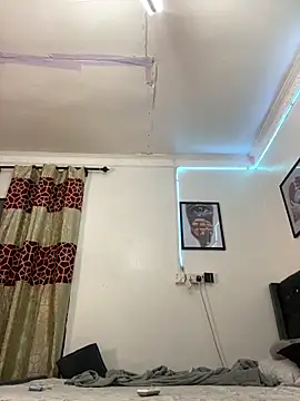 Daavikolovivi online show from 11-22-25, 01:59