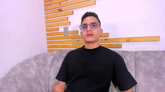 axel vega online show from 10-07-25, 07:33