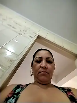 Lunita86 online show from 11-29-25, 01:25