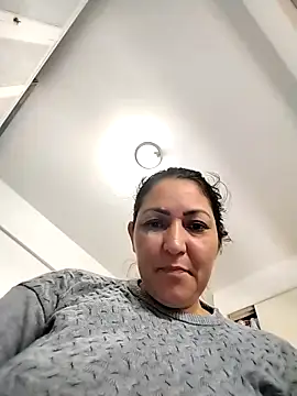 Lunita86 online show from 03-05-26, 01:51