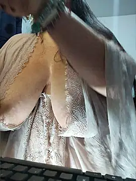 LucyDiamonds1 online show from 03-29-26, 08:58