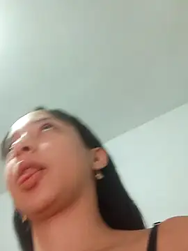 Snapshot of Vale_stone_ chatting on 02-21-26, 04:13 Vale stone online show from 02-21-26, 04:13