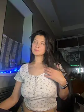 cutie modest  online show from 10-19-25, 07:03