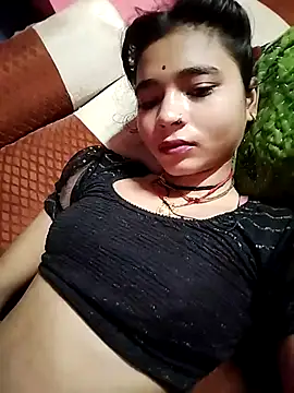 Snapshot of R_Roshni chatting on 10-04-25, 12:08 R Roshni online show from 10-04-25, 12:08