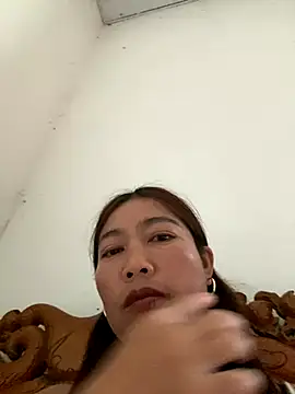 Milky-milk online show from 10-15-25, 02:55