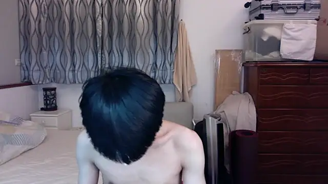 kai101010 online show from 10-28-25, 03:58