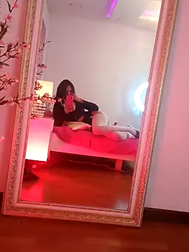 RouseWhitte online show from 11-03-25, 03:24