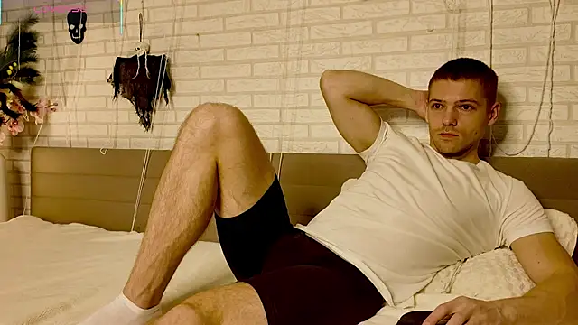 GarettVoss online show from 11-03-25, 06:36