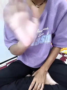 sassyishhu76 online show from 10-17-25, 05:43