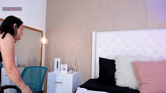 Lucy Lu17 online show from 11-07-25, 03:23