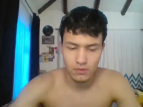 Snapshot of El_awo_ chatting on 09-30-25, 06:57 El awo online show from 09-30-25, 06:57