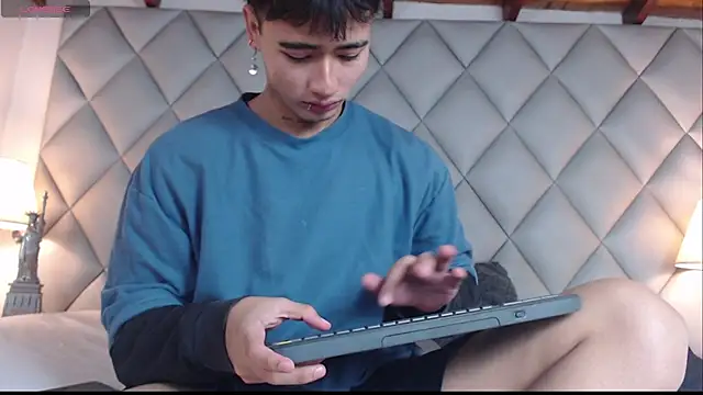 Clement Reyes online show from 10-16-25, 12:50