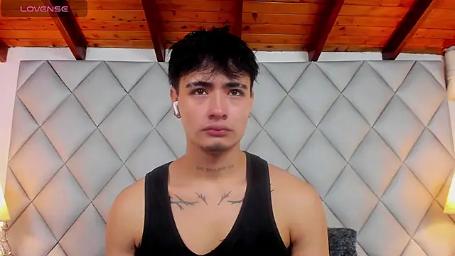 Clement Reyes online show from 12-18-25, 12:38