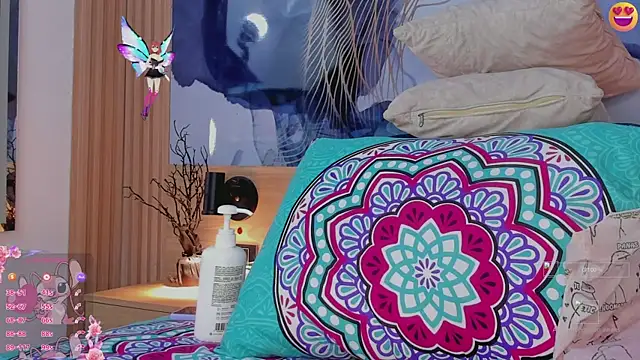 Anabacker01 online show from 11-28-25, 07:27