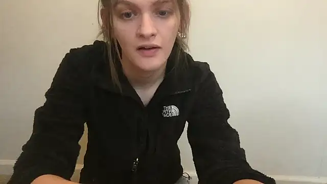 Snapshot of gumbiekitty chatting on 10-21-25, 05:46 gumbiekitty online show from 10-21-25, 05:46