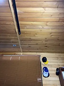 Snapshot of Dani_and_Ander chatting on 10-03-25, 02:03 Dani and Ander online show from 10-03-25, 02:03