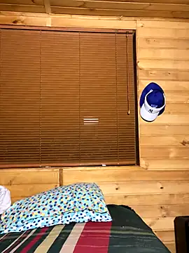 Snapshot of Dani_and_Ander chatting on 10-16-25, 11:06 Dani and Ander online show from 10-16-25, 11:06