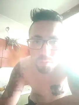 Snapshot of Lionardovssf35 chatting on 10-01-25, 08:26 Lionardovssf35 online show from 10-01-25, 08:26