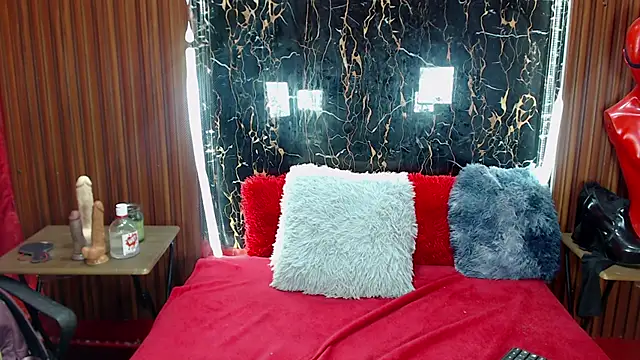 MadelinPaterson online show from 10-26-25, 09:42