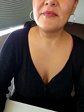 Snapshot of sw33th3art chatting on 09-23-25, 04:54 sw33th3art online show from 09-23-25, 04:54