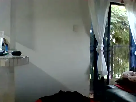 XavierFox1 online show from 11-12-25, 07:46