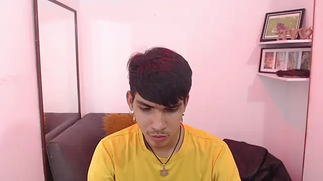 Snapshot of David_925_ chatting on 11-05-25, 03:50 David 925 online show from 11-05-25, 03:50