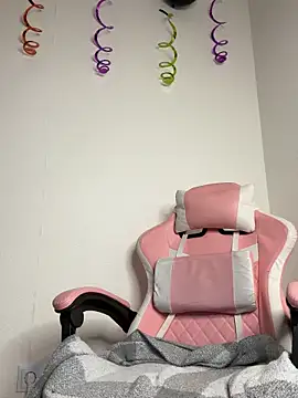 lame cat online show from 11-17-25, 02:06