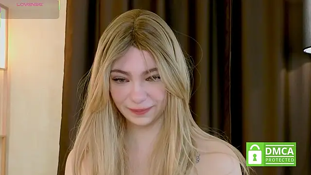 Snapshot of EmilyZortea chatting on 10-24-25, 08:11 EmilyZortea online show from 10-24-25, 08:11