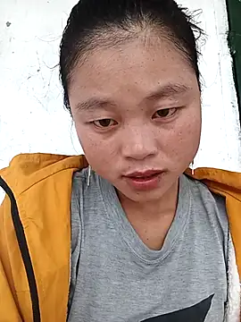 Snapshot of clara-cute chatting on 09-27-25, 12:04 clara-cute online show from 09-27-25, 12:04