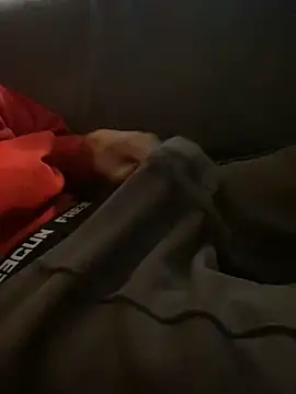 Ryan2205 online show from 10-12-25, 01:43