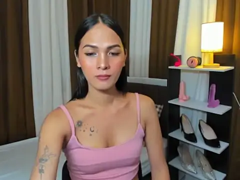 Sedictive Samantha online show from 10-27-25, 05:11