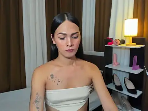 Sedictive Samantha online show from 10-28-25, 05:22