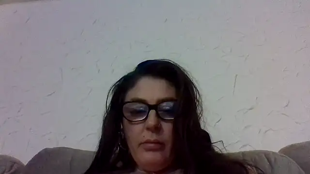 Rileyxxx69 online show from 12-04-25, 10:18