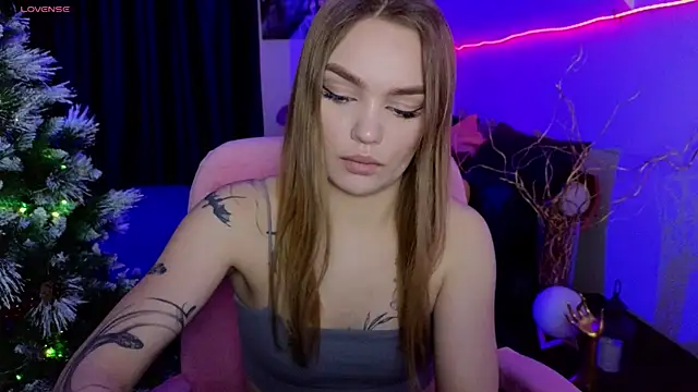 KitsyMoore online show from 12-20-25, 01:07