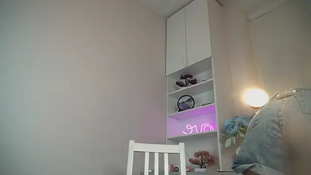 lovekissmes online show from 09-24-25, 02:09