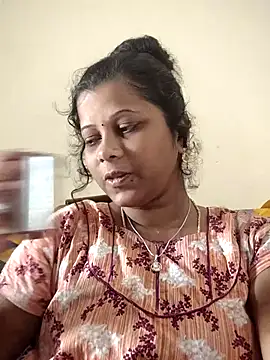 sweetqueen143 online show from 11-03-25, 02:57