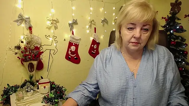 MilenaWedxy online show from 12-18-25, 06:08